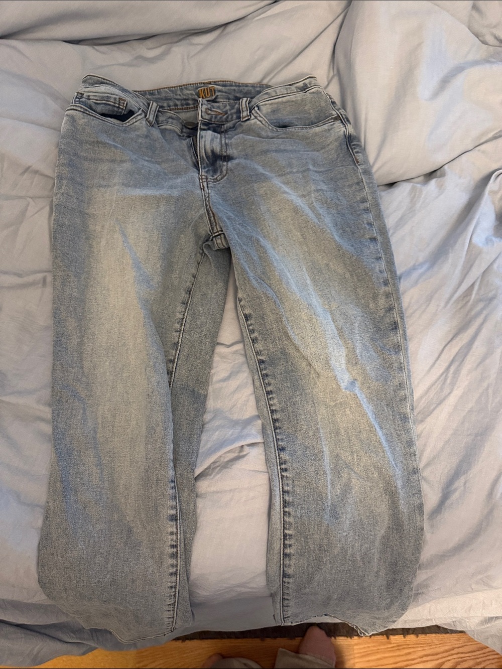 Kut from the Kloth Light Blue Straight Leg Jeans
